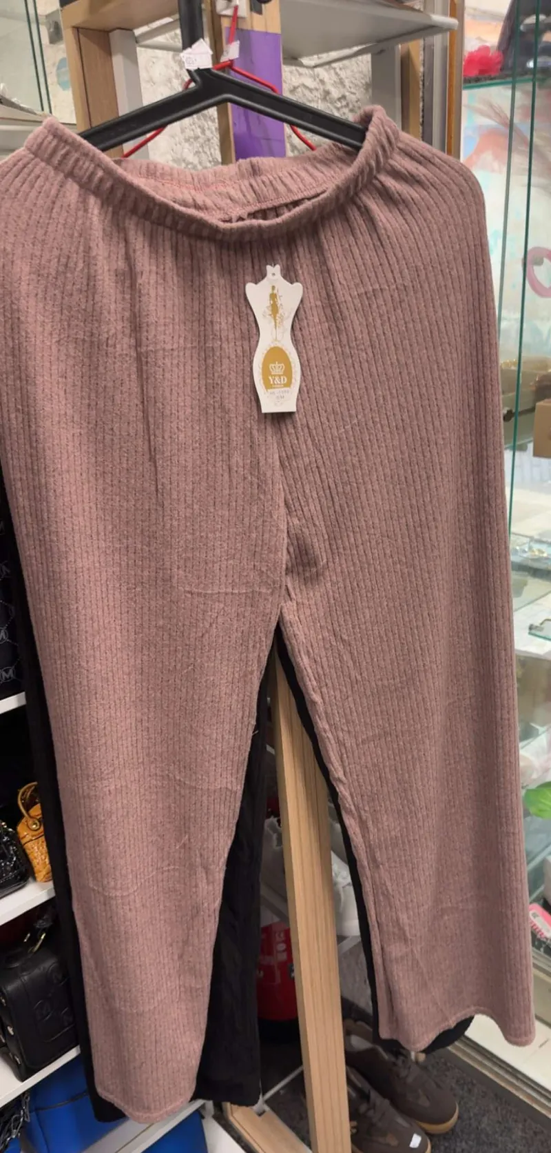 Pantalon large rose côtelé